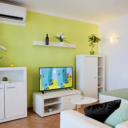 Zen Novigrad Apartman *
